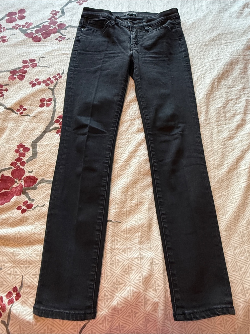 J Crew Factory Skinny  Black Straight-Leg Jeans - EUC